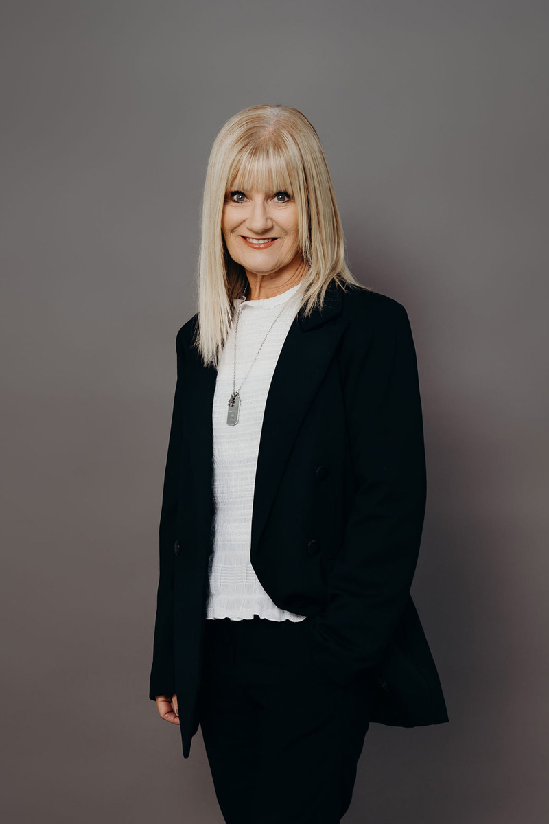 Vicki Dewar
